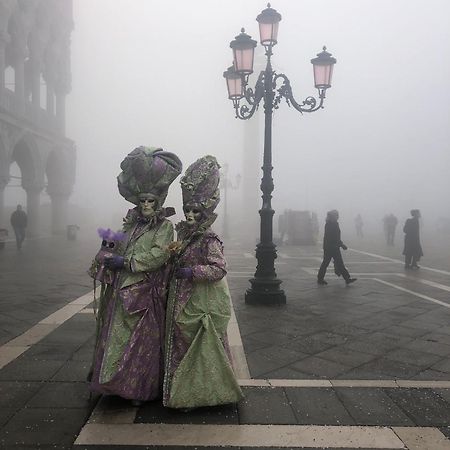 Piccola Corte Venice Luaran gambar