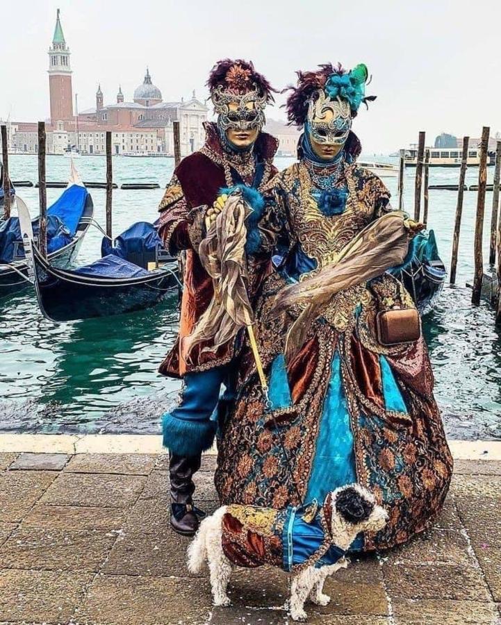 Piccola Corte Venice Luaran gambar